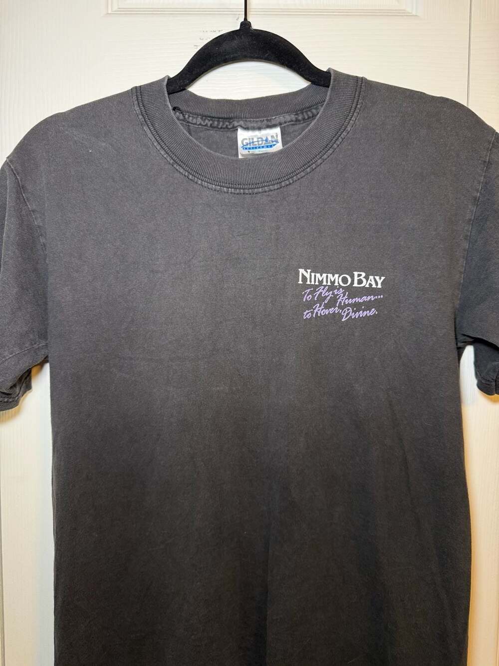 Gildan Nimmo Bay Heli-Ventures T-Shirt Size S Black Graphic Tee